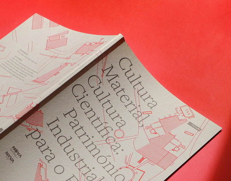 Ирину Шейк с макияжем в стиле вамп и в кожаной куртке заметили в Нью-Йорке